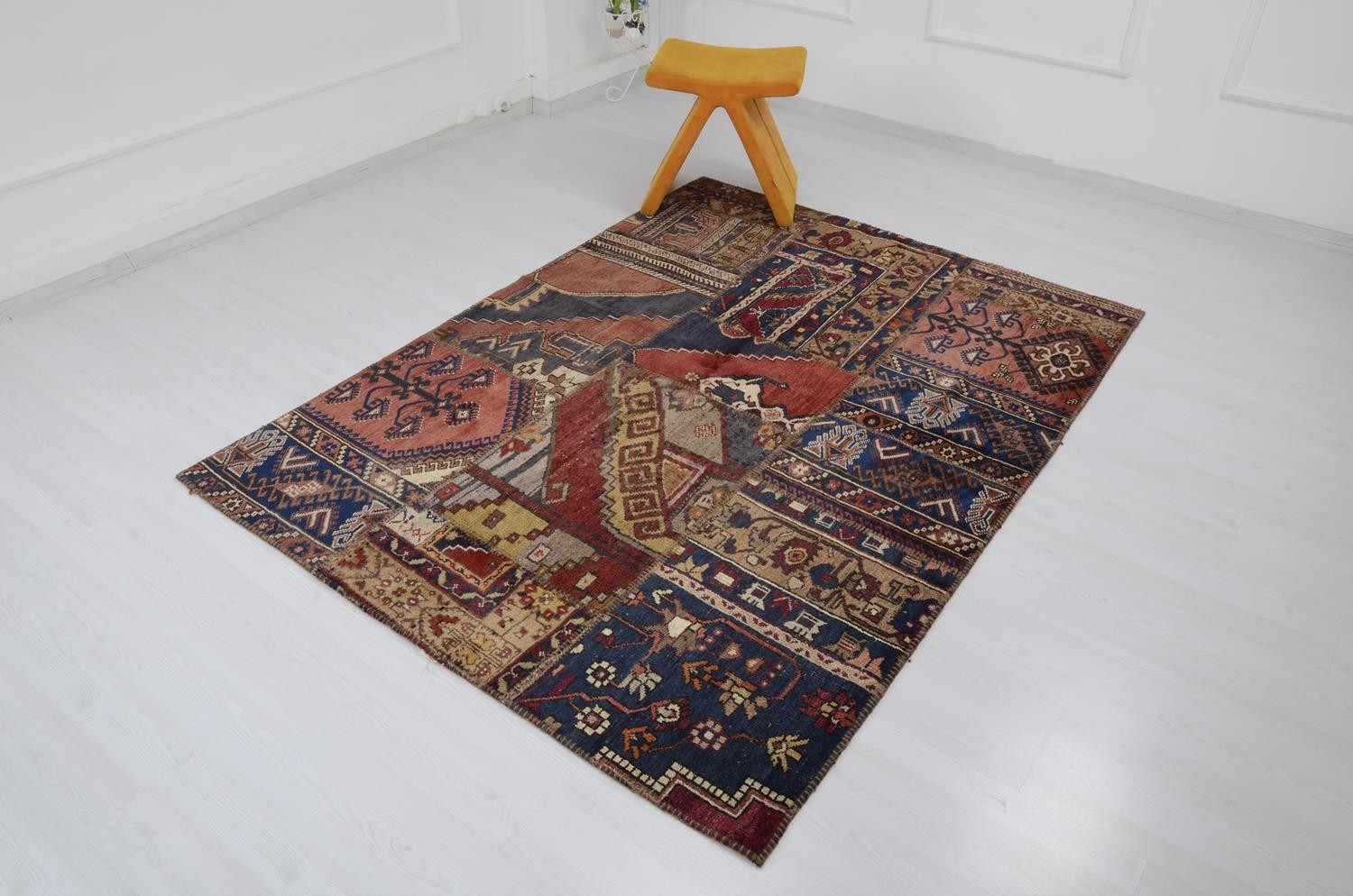 Why choose a luxury patchwork rug